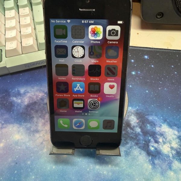 Apple iPhone 5S - AT&T, 16 GB, Gray, A1533