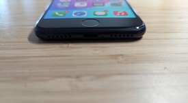 Good
													Apple iPhone SE 3rd Gen 2022 - Unlocked, Midnight, 64 GB, A2595, photo 3 of 13
