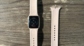 Good
													Apple Watch Series 6 40mm - Gold, A2291 - GPS, Aluminum, photo 3 of 4