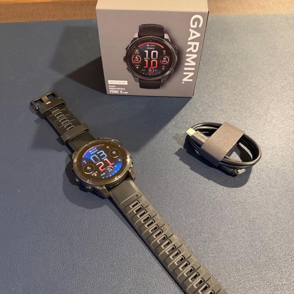 Garmin Fenix 8 - Sapphire, AMOLED