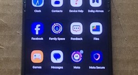 Good
													Motorola Razr (2023) - Unlocked, Sage, 128 GB, 8 GB, photo 3 of 8