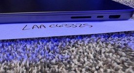 Mint
													MacBook Pro 2025 - 14" - Apple M5, Space Black, 1 TB, 16 GB, photo 3 of 6