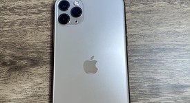 Mint
													Apple iPhone 11 Pro Max - Unlocked, Gold, 64 GB, A2161, photo 4 of 9