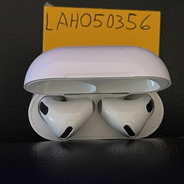 Apple AirPods (4th Gen) - Standard
