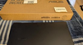 Mint
													Asus Vivobook Laptop, photo 1 of 8
