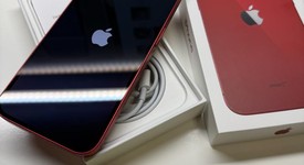 Mint
													Apple iPhone 13 - Unlocked, Red, 128 GB, A2482, photo 3 of 15