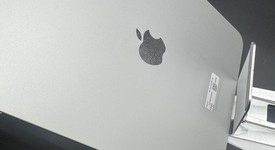 Mint
													Apple iPad 10th Gen - Wi-Fi, Silver, 64 GB, A2696, photo 4 of 7