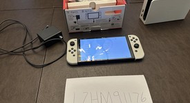 Mint
													Nintendo Switch - OLED - White, 64 GB, photo 1 of 7
