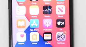 Good
													Apple iPhone SE 2nd Gen 2020 - Verizon, Black, 64 GB, A2275, photo 2 of 10