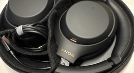 Used
													Sony WH-1000XM4 - Black, photo 2 of 5