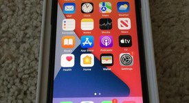 Good
													Apple iPhone SE 2nd Gen 2020 - TracFone, Black, 64 GB, A2275, photo 3 of 9