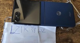 Good
													Motorola Razr 2025 - Unlocked, Blue, 256 GB, 8 GB, photo 1 of 7
