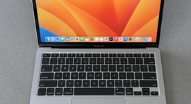 Good
													MacBook Air 2020 - 13" - I5, Gray, 512 GB, 8 GB, photo 2 of 15