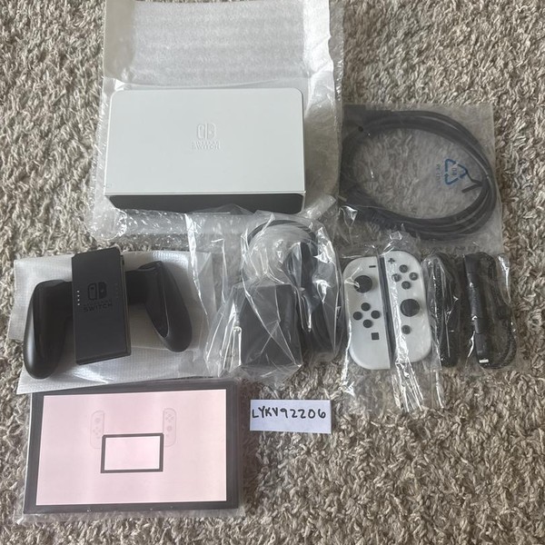 Nintendo Switch - OLED - 64 GB, White