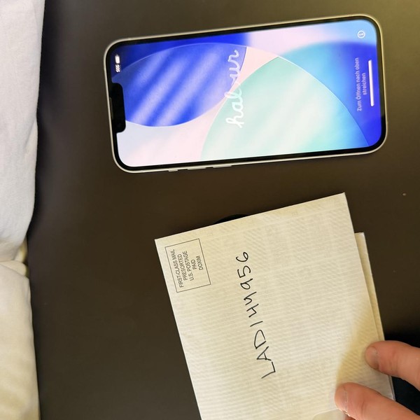 Apple iPhone 13 - Unlocked, 128 GB, Starlight, A2482