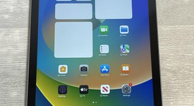Good
													Apple iPad 5th Gen - Wi-Fi, Gray, 32 GB, A1822, photo 1 of 9