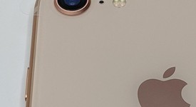 Good
													Apple iPhone 8 - Sprint, Gold, 64 GB, A1863, photo 4 of 11
