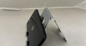 Mint
													Apple iPhone SE 2nd Gen 2020 - Unlocked, Black, 64 GB, A2275, photo 5 of 6