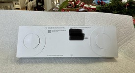 New
													Apple Watch SE 3rd Gen 44mm - Unlocked, Midnight, A3328 - Cellular, photo 2 of 3