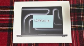 New
													MacBook Pro 2024 - 14" - Apple M4, Space Black, 512 GB, 16 GB, photo 3 of 6