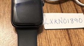 Fair
													Apple Watch SE 1st Gen 44mm - Unlocked, Gray, A2354 - Cellular, Aluminum, photo 2 of 7