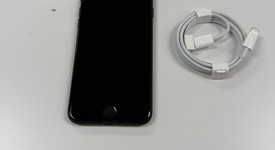 Mint
													Apple iPhone SE 3rd Gen 2022 - Unlocked, Midnight, 64 GB, A2595, photo 2 of 8
