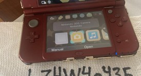 Mint
													New Nintendo 3DS XL - Red, 4 GB, photo 3 of 8