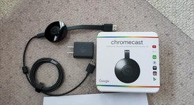 Mint
													Google Chromecast 2nd Gen, photo 1 of 1