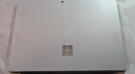 Good
													Microsoft Surface Pro 7 - I3, Platinum, 128 GB, 4 GB, photo 4 of 9
