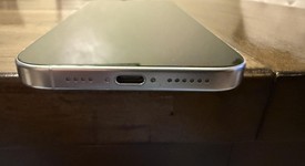 Mint
													Apple iPhone 16 Pro Max - Verizon, White, 256 GB, A3084, photo 4 of 6