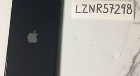 Good
													Apple iPhone SE 3rd Gen 2022 - Unlocked, Midnight, 64 GB, A2595, photo 2 of 5