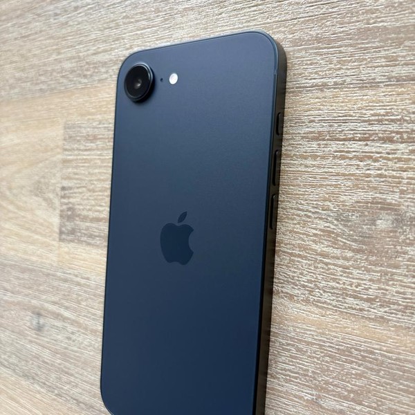 Apple iPhone 16e - Unlocked, 256 GB, Black, A3212