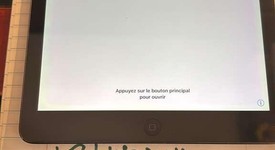 Mint
													Apple iPad Air - Wi-Fi, Silver, 16 GB, photo 2 of 8