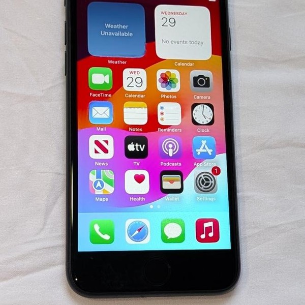 Apple iPhone SE 3rd Gen 2022 - Unlocked, 64 GB, Midnight, A2595