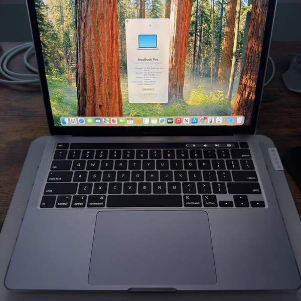 MacBook Pro 2020 - 13 inch - 256 GB, Gray, 8 GB, Intel Core i5
