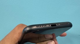 Good
													Apple iPhone 11 - TracFone, Black, 64 GB, A2111, photo 4 of 6