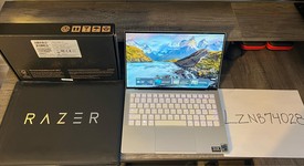 Mint
													Razer Book 13" 2020 - I7, White, 512 GB, 16 GB, photo 1 of 8