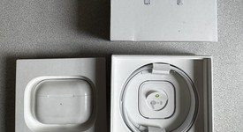 Used
													Apple AirPods Pro - Wireless Case, photo 4 of 8