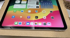 Mint
													Apple iPad 10th Gen - Wi-Fi, Silver, 256 GB, A2696, photo 3 of 8