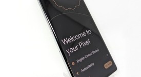 Good
													Google Pixel 7 Pro - Verizon, Snow, 128 GB, 12 GB, GE2AE, photo 4 of 10