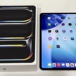 Mint Apple iPad Pro 13 inch (M5) 2025 - Unlocked, 512 GB, Silver, Apple M5 9-Core, A3361, Standard Glass