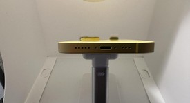 Mint
													Apple iPhone 14 - Unlocked, Yellow, 128 GB, A2649, photo 2 of 6