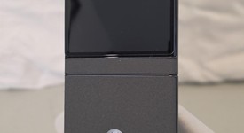 Mint
													Motorola Razr (2024) - Unlocked, Gray, 256 GB, 8 GB, photo 2 of 28
