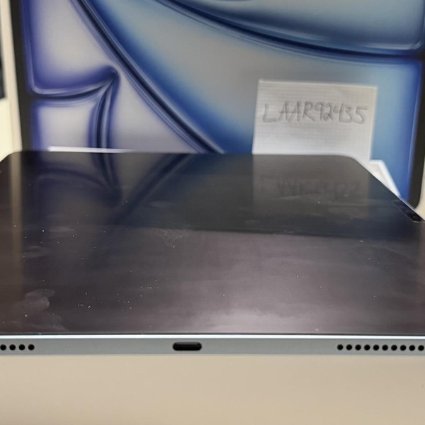 Apple iPad Air 13 inch (M3) 2025 - Wi-Fi, 128 GB, Blue