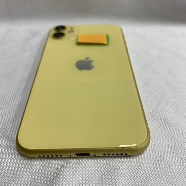Apple iPhone 11 - Unlocked, 64 GB, Yellow, A2111