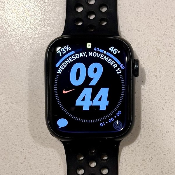 Apple Watch Series 8 45mm - Midnight, A2771 - GPS, Nike