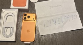 Mint
													Apple iPhone 17 Pro - Unlocked, Cosmic Orange, 256 GB, A3256, photo 4 of 13