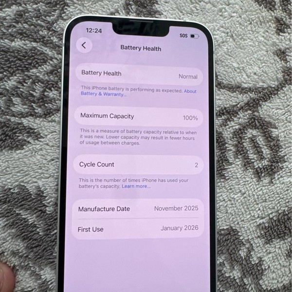 Apple iPhone 16e - Cricket, 128 GB, White, A3212