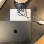 Good MacBook Air 2022 (M2) - 13 inch - 256 GB, Midnight, 8 GB, Apple M2
