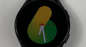 Good
													Samsung Galaxy Watch5 - Wi-Fi, Graphite, 40mm, photo 1 of 7